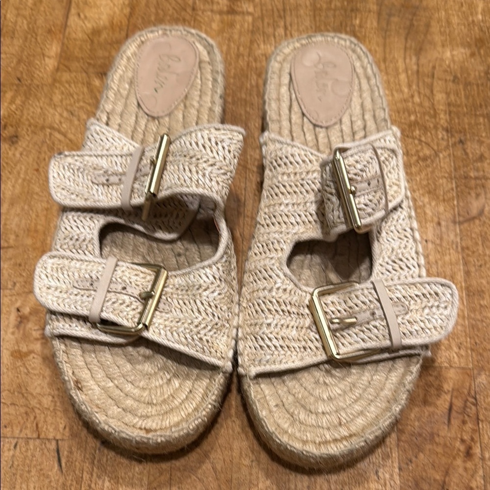 Boden Cream Sandals Comfortable Flip Flops